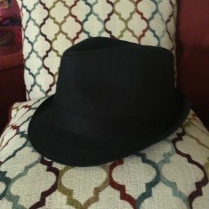 Fedora black